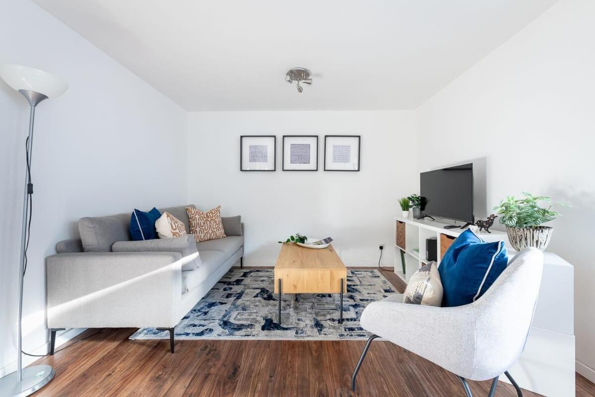 City Center,2 Bedroom Apartment With Parking CBG Exteriör bild