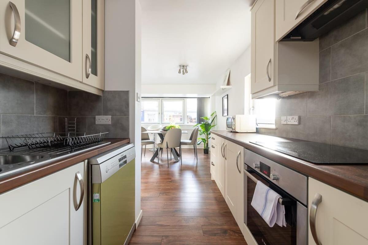 City Center,2 Bedroom Apartment With Parking CBG Exteriör bild