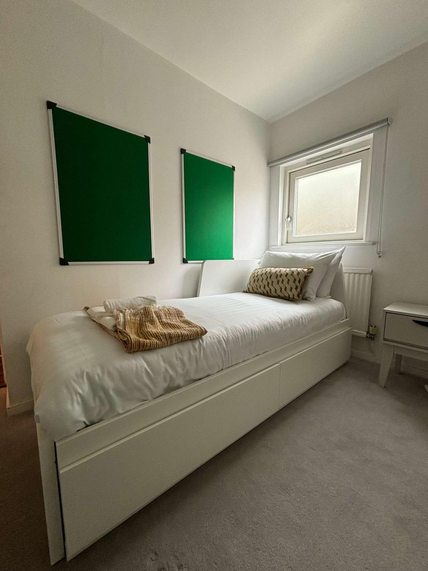 City Center,2 Bedroom Apartment With Parking CBG Exteriör bild